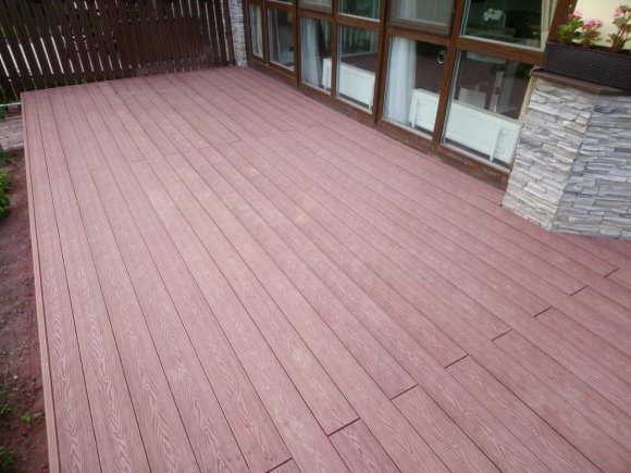 Террасная доска полнотелая Deckart Monolit Тик пример террасы Террасная доска полнотелая Deckart Monolit Тик пример террасы